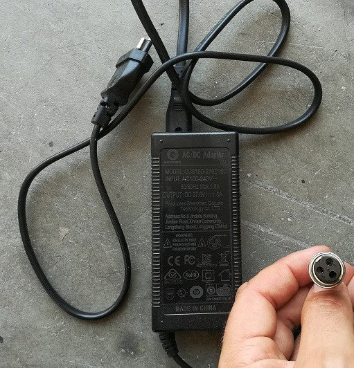 CARICA BATTERIE 24V per minicross miniquad 500w 800w alimentatore