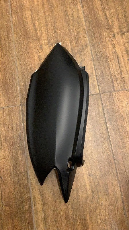 PLASTICA POSTERIORE SINISTRA BIANCA NERA GRIGIA -SCOOTER ELETTRICO SKY II REVENGE