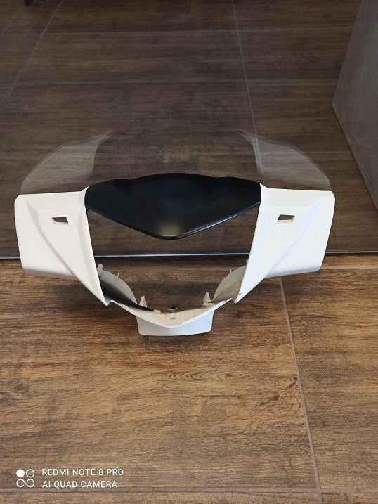 PLASTICA GRIGIA BIANCA NERA FANALE ANTERIORE SCOOTER ELETTRICO SKY II REVENGE