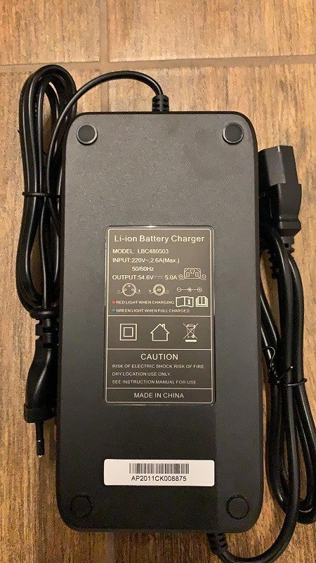 CARICA BATTERIA LITIO 48V 5A SCOOTER ELETTRICO SKY II NEXT SKY II REVENGE A LITIO