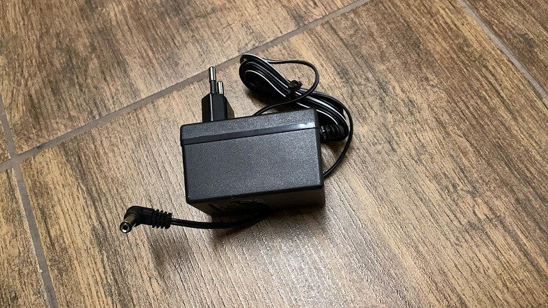 CARICA BATTERIE 12V 600A/M
