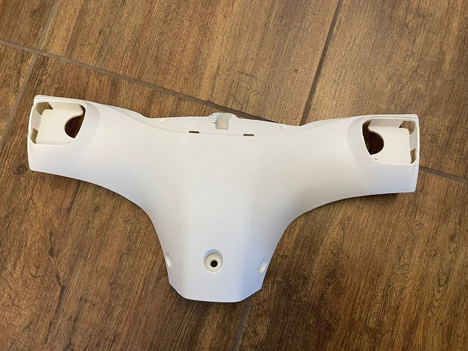 PLASTICA INTERNA MANUBRIO  DIETRO FANALE SCOOTER SKY II REVENGE MODELLO DISPLAY DIGITAL
