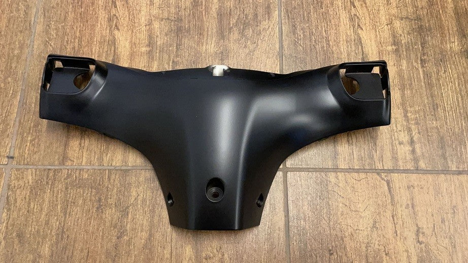 PLASTICA INTERNA MANUBRIO  DIETRO FANALE SCOOTER SKY II REVENGE MODELLO DISPLAY DIGITAL