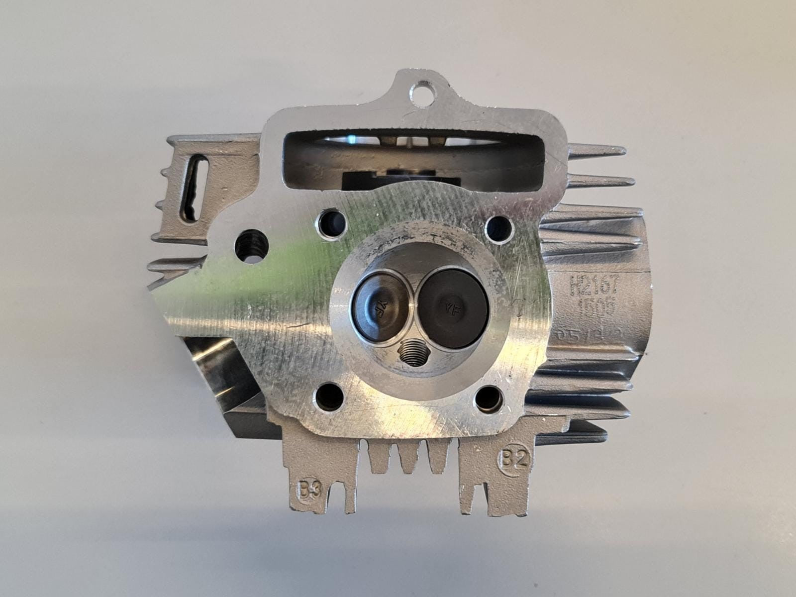 TESTA MOTORE QUAD ATV 110CC 4 TEMPI VALVOLE incluse