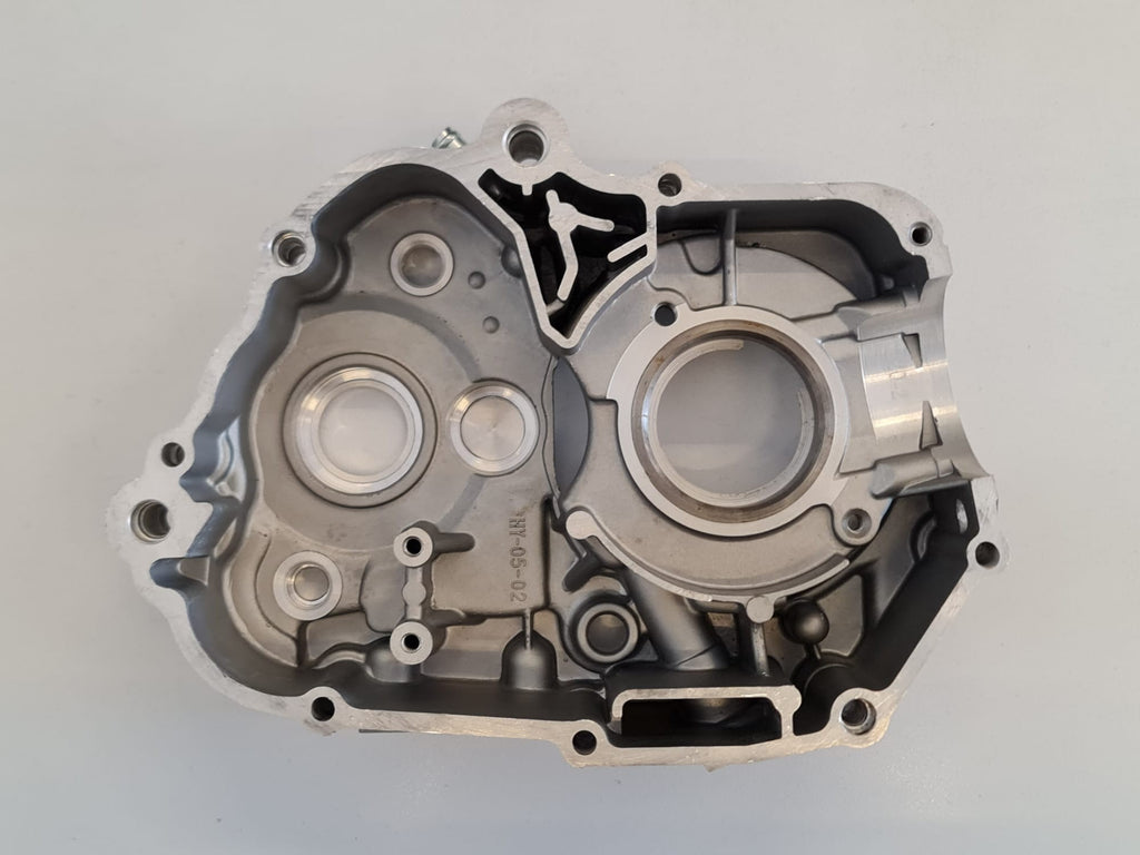 CARTER SINISTRO LATO STATORE PER MOTORE YX125 125CC