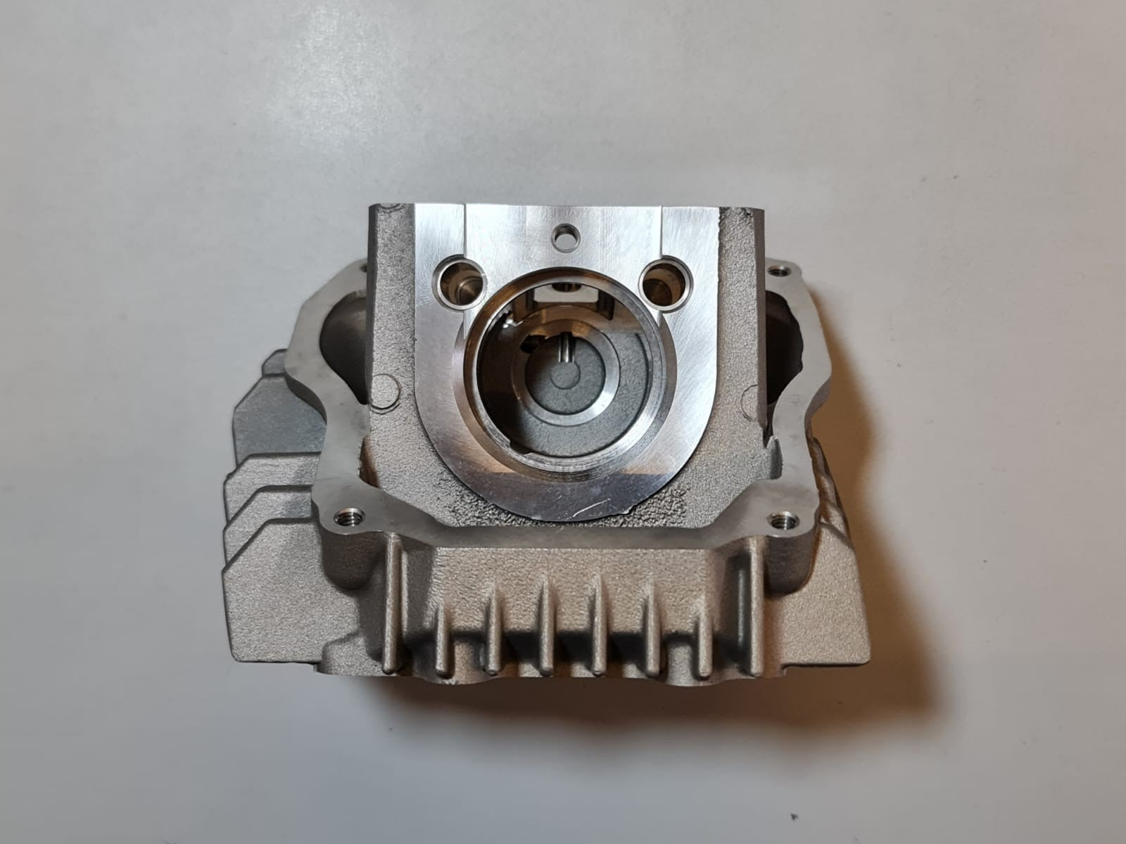 TESTA SENZA ACCESSORI PER MOTORE ZONGSHEN ZS190 190CC