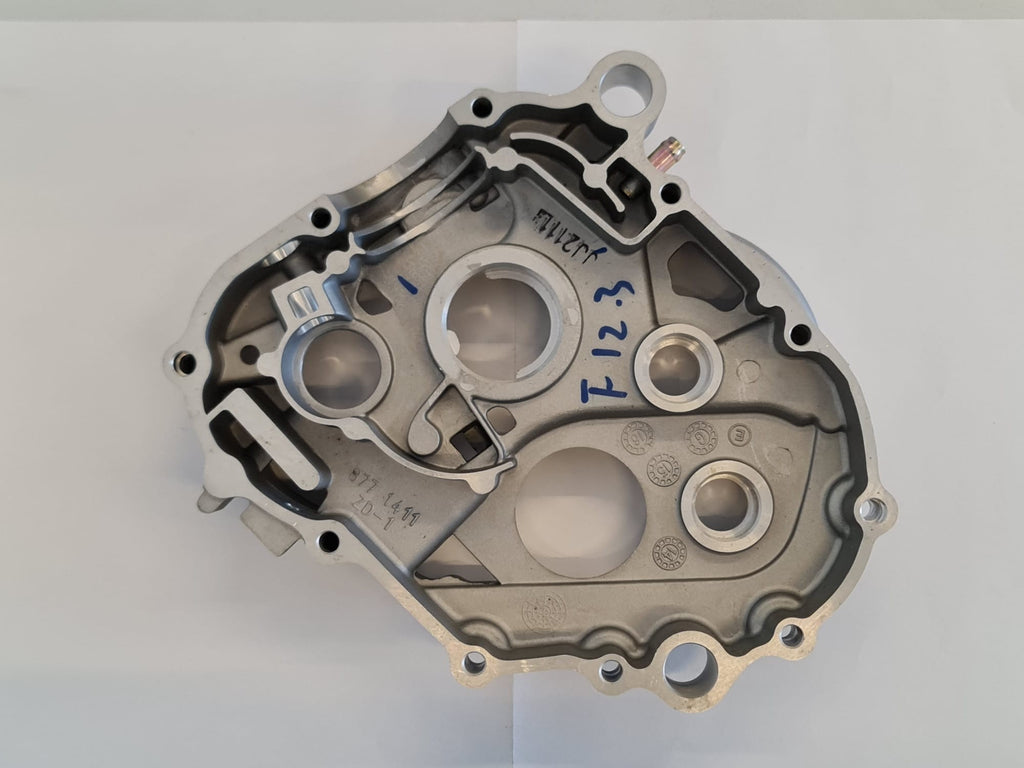 CARTER INTERNO DESTRO PER BLOCCO MOTORE ZL60 60CC