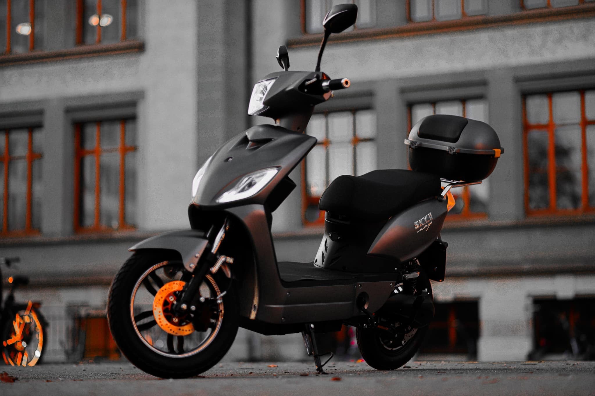 SCOOTER ELETTRICO SKY II REVENGE ruote 16 1000W OMOLOGATO