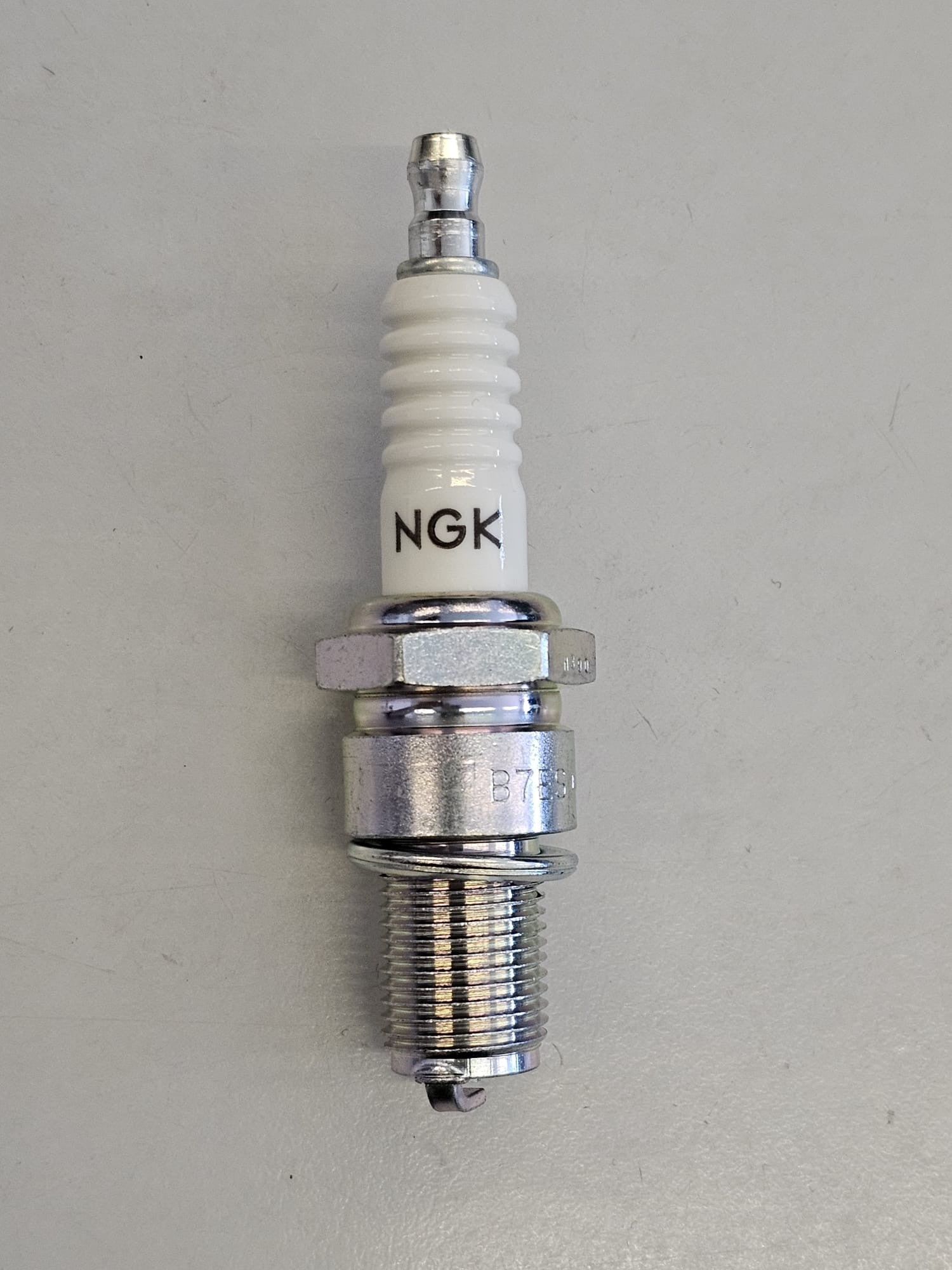 CANDELA NGK B7ES PER MOTORI TIPO FRANCO MORINI MINICROSS KTM LEM