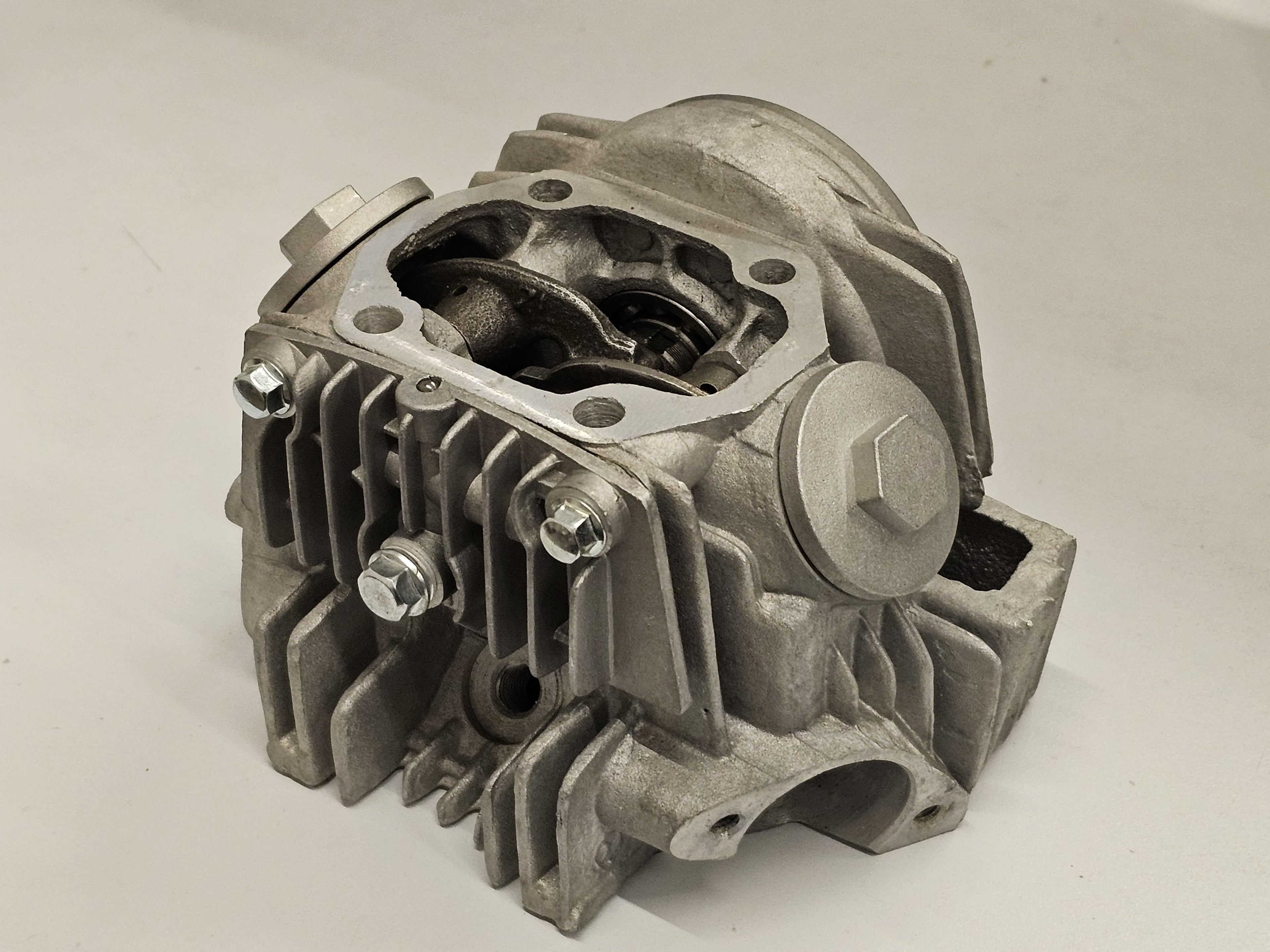 TESTA PER MOTORE QUAD ATV PIT BIKE 110cc 4 TEMPI COMPLETA ESCLUSI TAPPI
