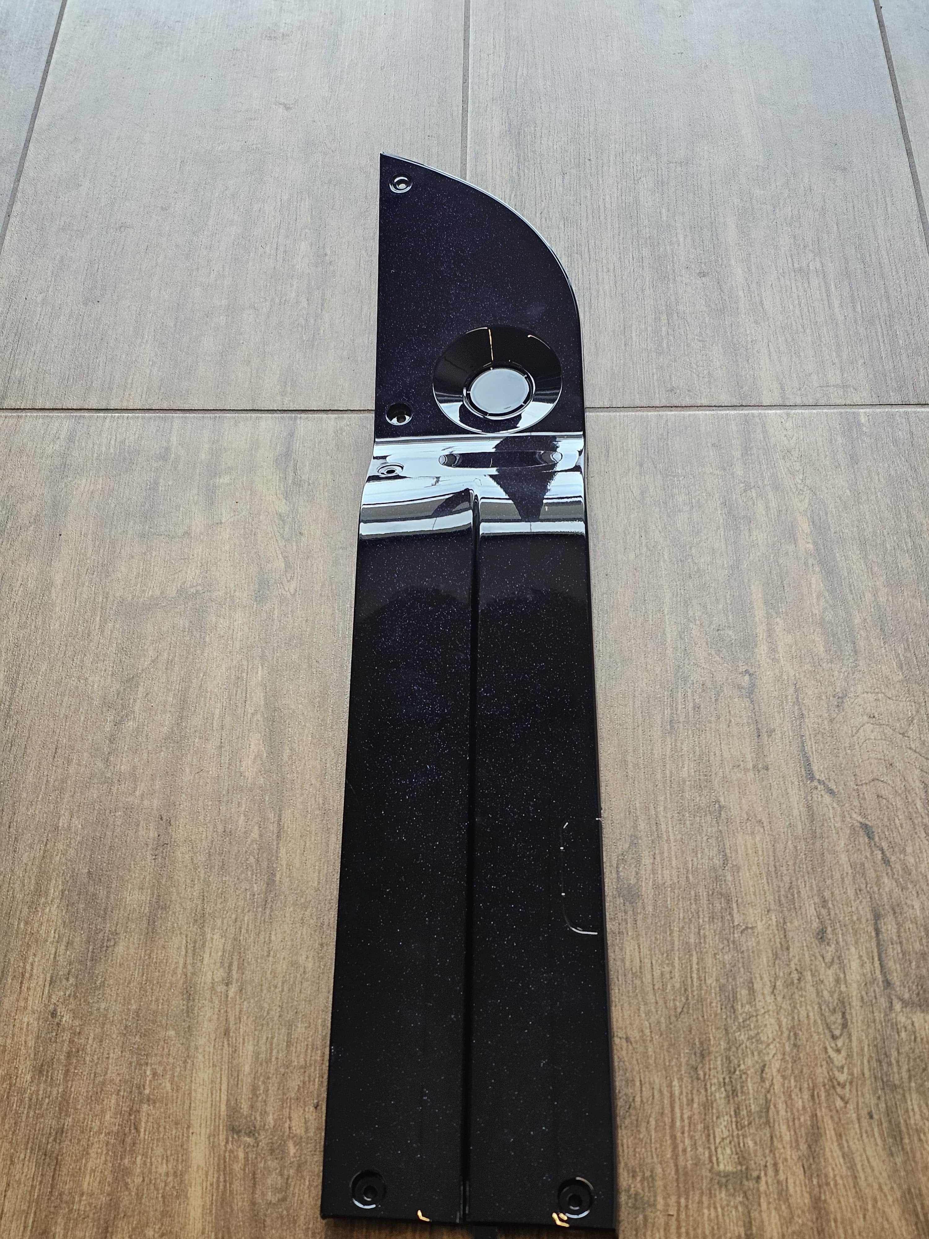 PLASTICA LATERALE PEDALI SINISTRA DA SALITI LUCIDA SCOOTER ELETTRICO SKY II REVENGE