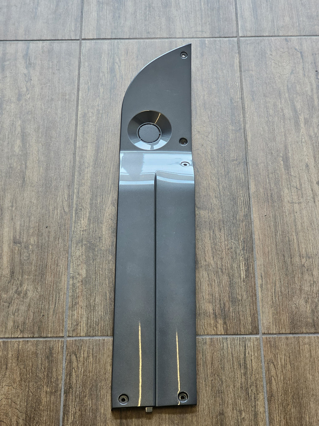PLASTICA LATERALE PEDALI DESTRA DA SALITI LUCIDA SCOOTER ELETTRICO SKY II REVENGE