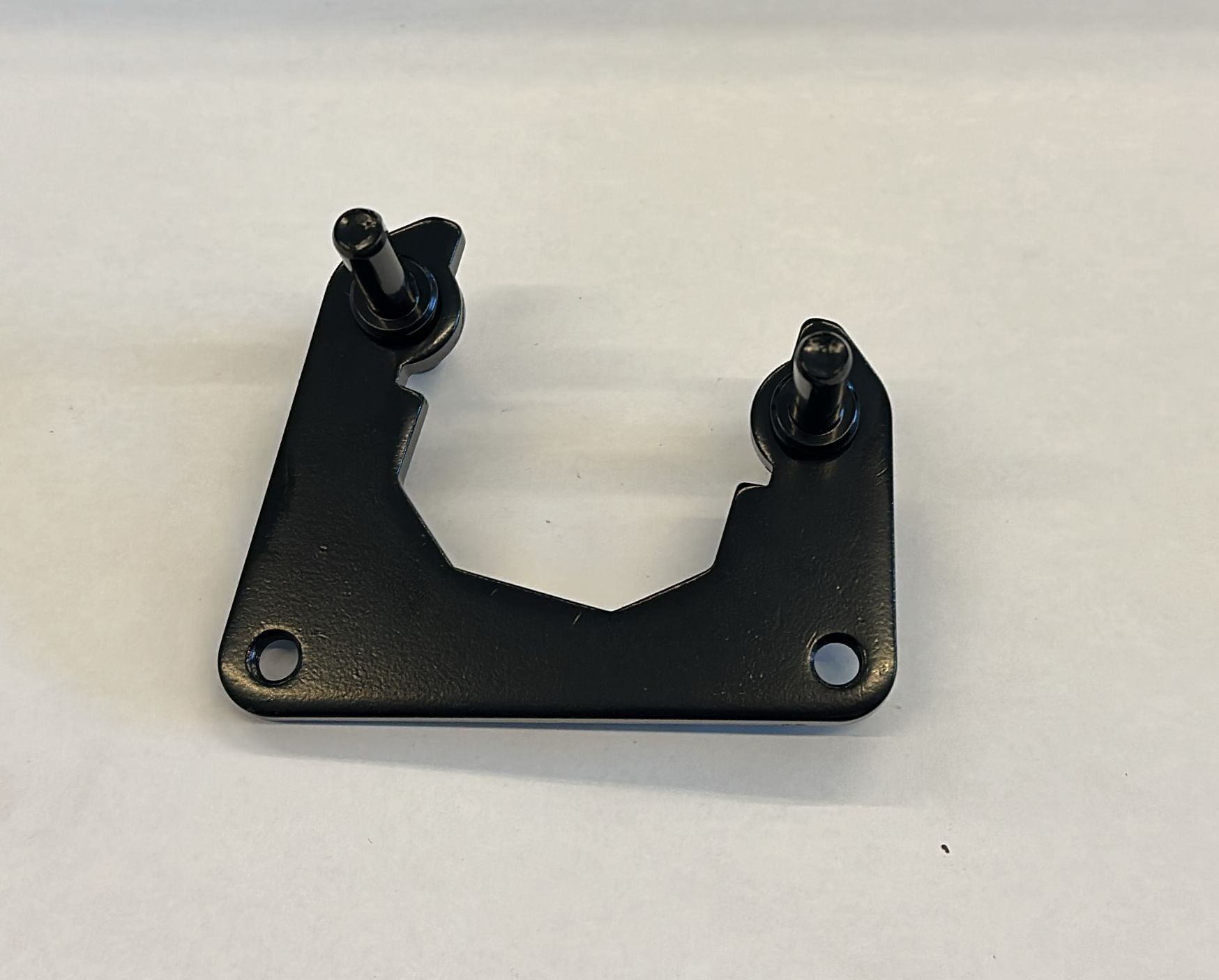 SUPPORTO STAFFA PINZA FRENO POSTERIORE PER QUAD KAYO AU300 L7E T3B