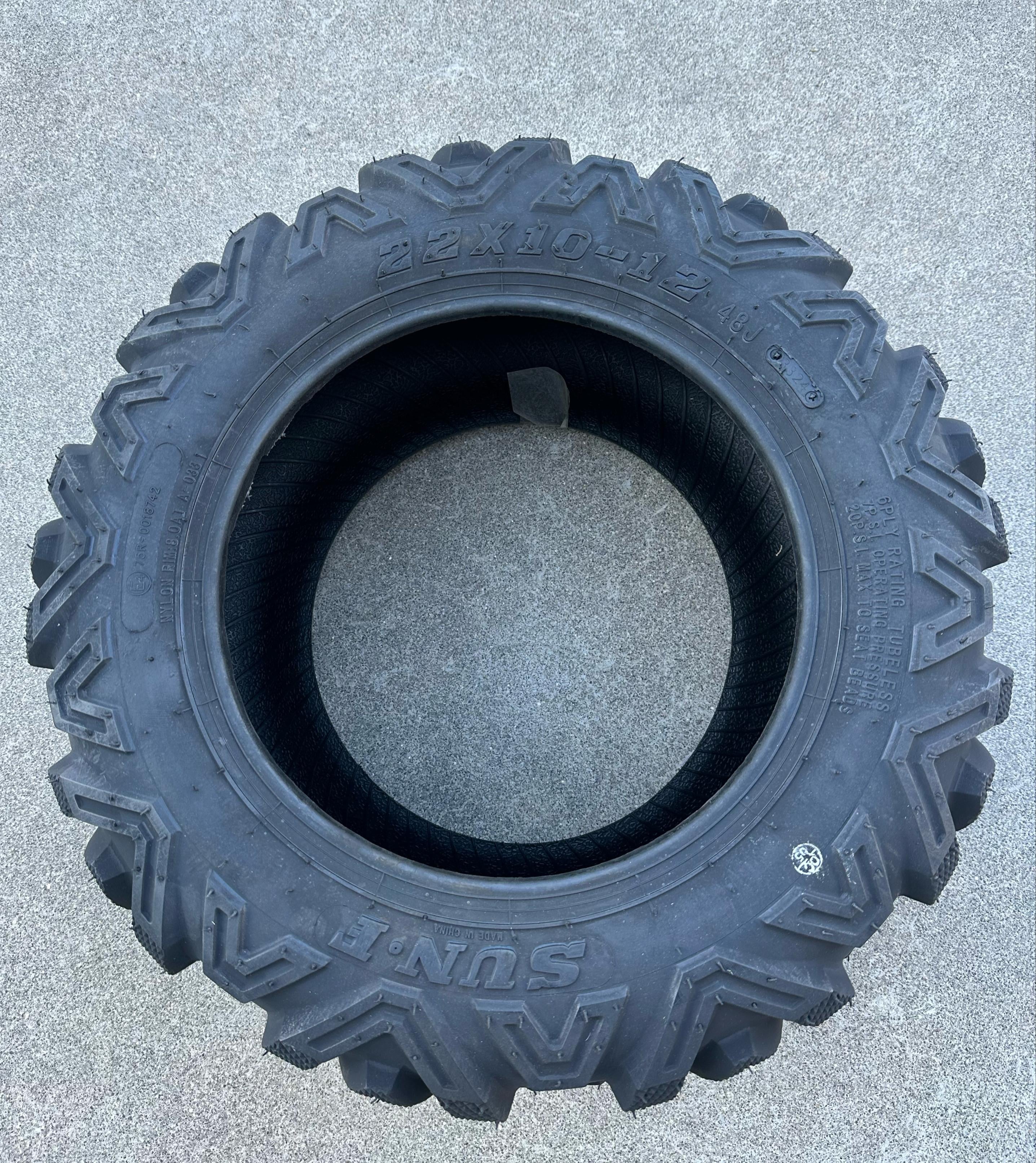 GOMMA POSTERIORE 22X10-12 PER QUAD KAYO AU300 L7E T3B