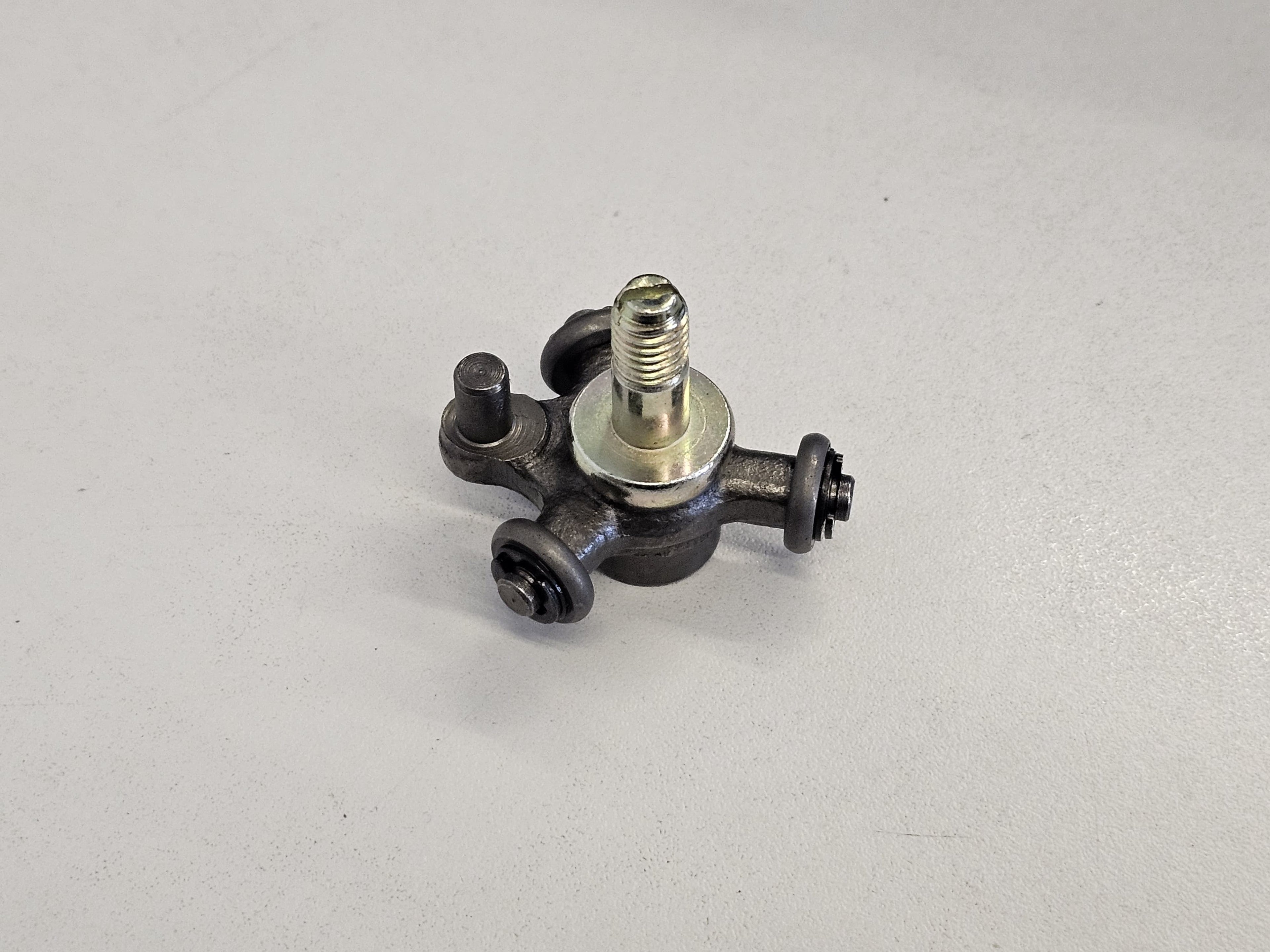 INNESTO FRIZIONE AVVIAMENTO INFERIORE PER QUAD KAYO AT110 AU110 110cc