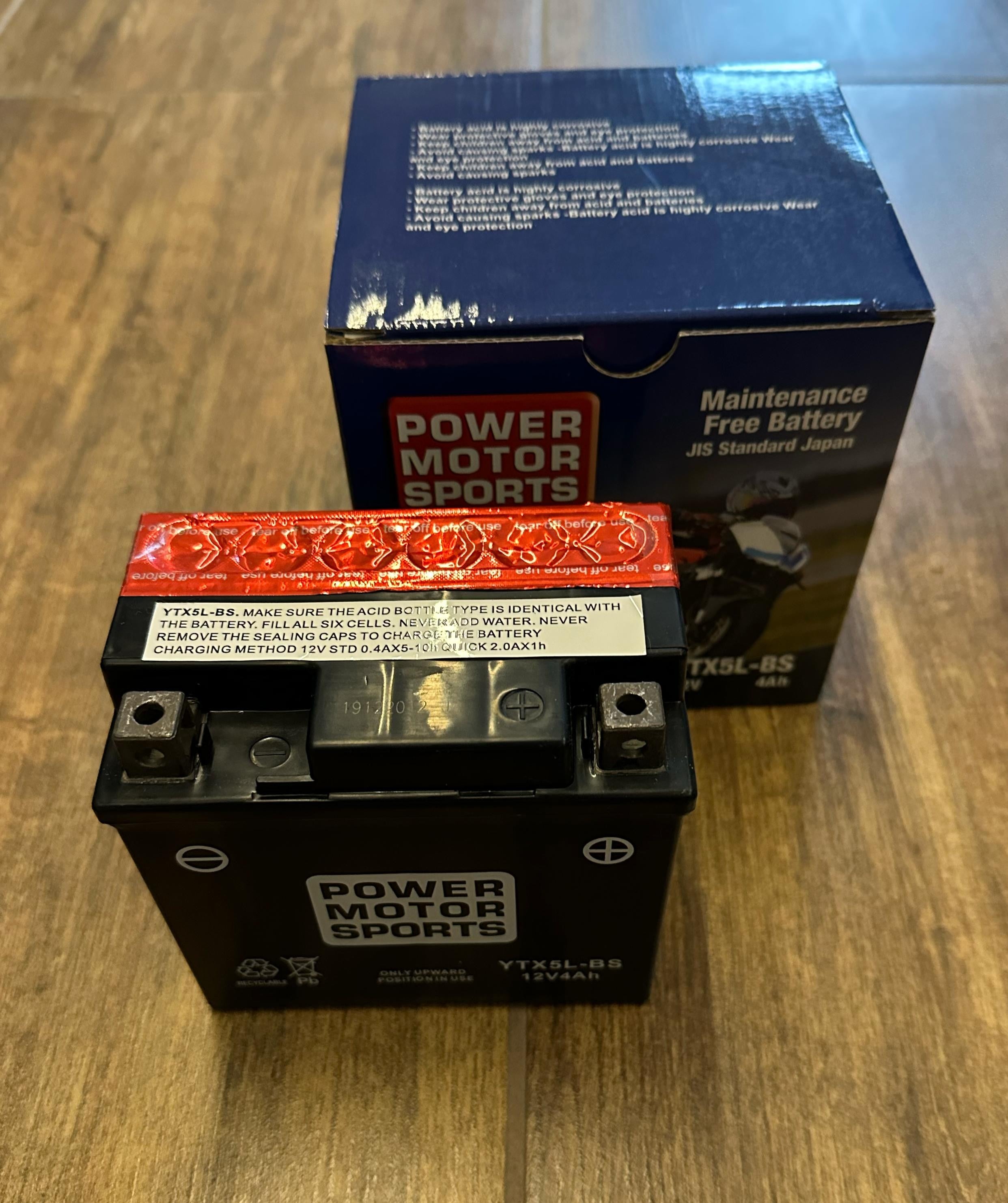BATTERIA 4AH 12V PER QUAD MINIQUAD PITBIKE MOTO SCOOTER
