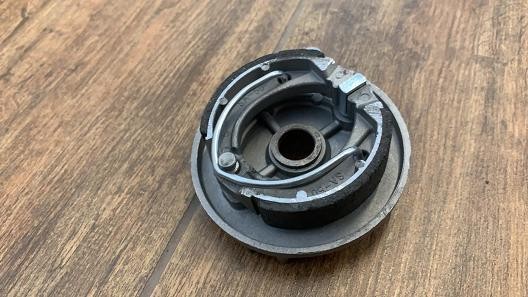 1PZ GANASCIA 6/7" MASSETTE FRENI GANASCE ANTERIORI MOZZO RUOTA CERCHIO QUAD MINIQUAD TAMBURO