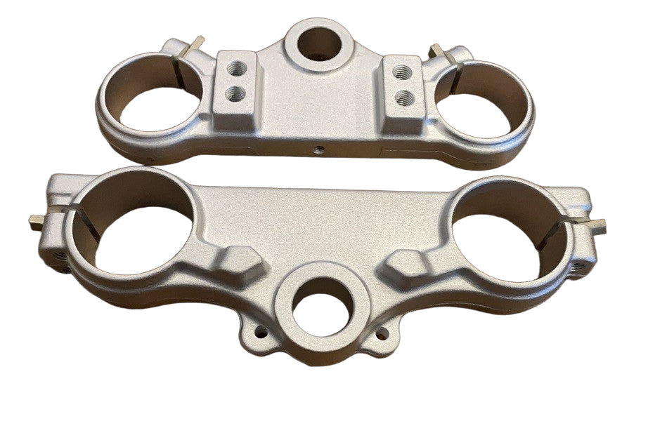 Coppia Piastre Inferiori E Superiori Minicross KAYO Kt50 50cc