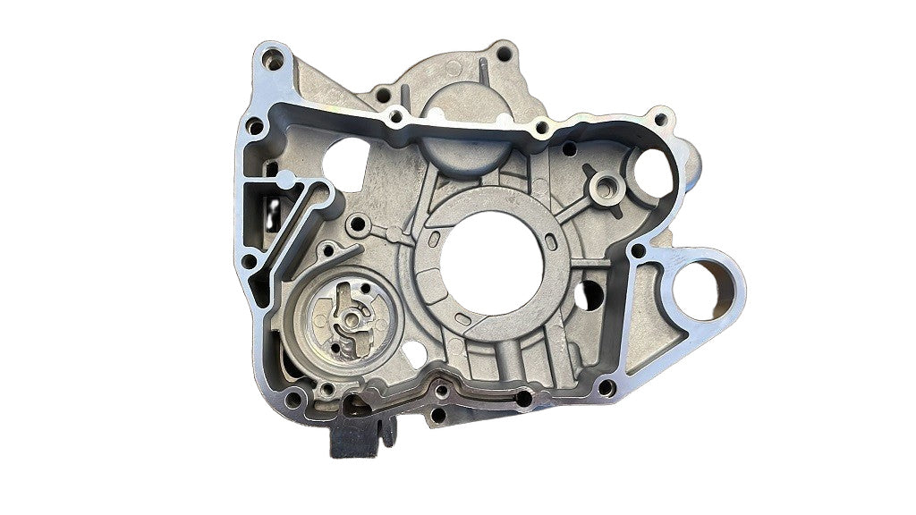 Carter Destro Blocco Motore Gy6 Per Quad KAYO Au180 180cc