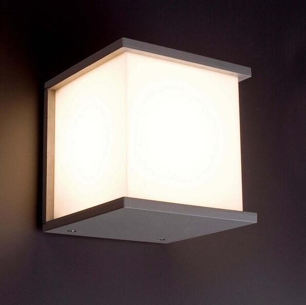 AF91008B LAMPADA APPLIQUE PLAFONIERA PARETE MURO ESTERNO INTERNO CON ATTACCO E27 LED